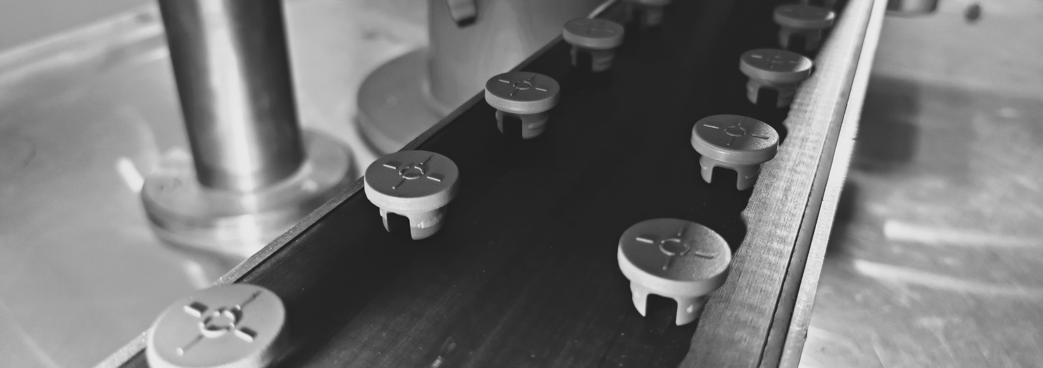 Slotted Rubber Stopper Sorting Machine